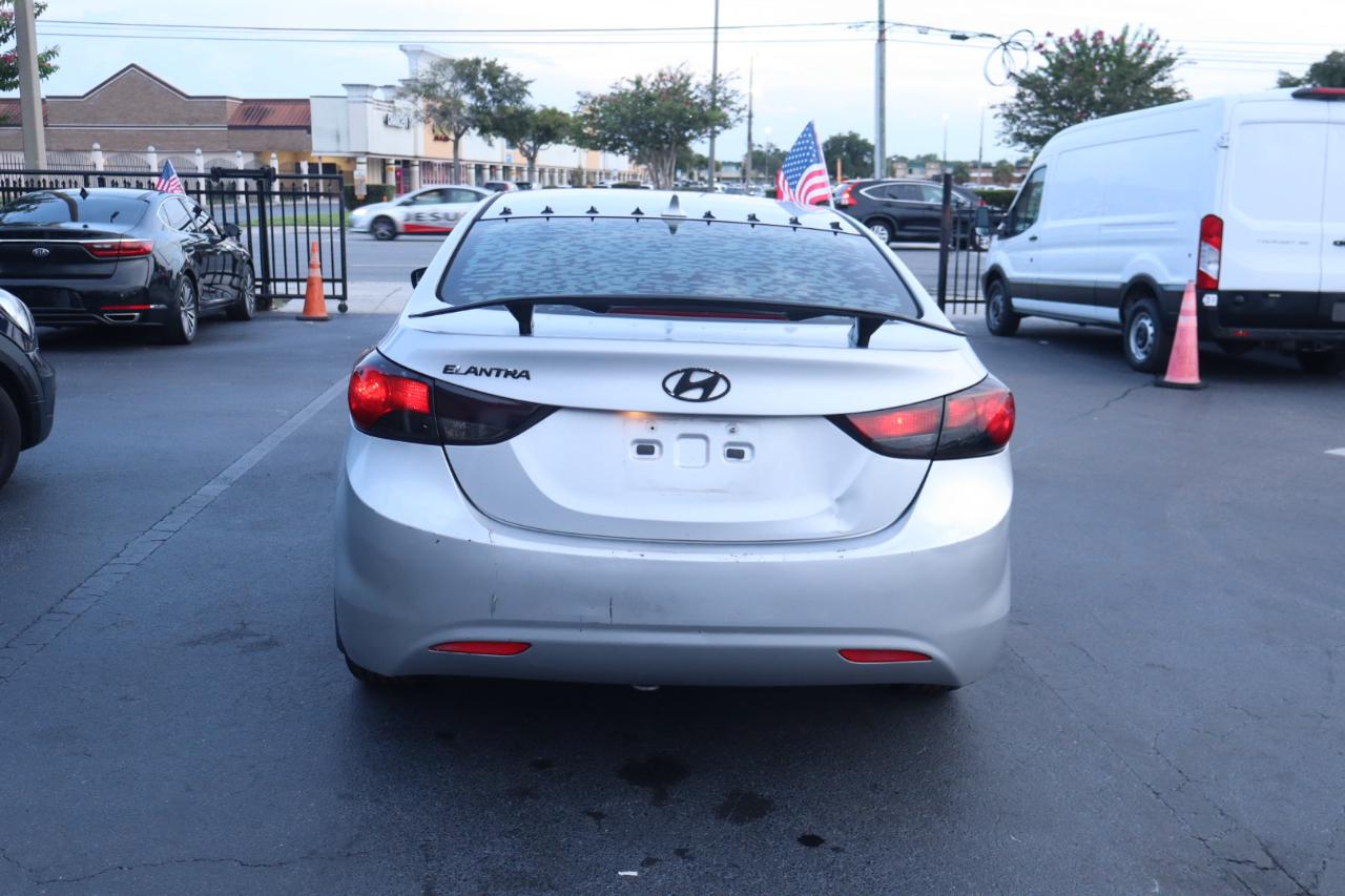 Hyundai Elantra 4dr Sdn Auto GLS (Ulsan Plant) 2013