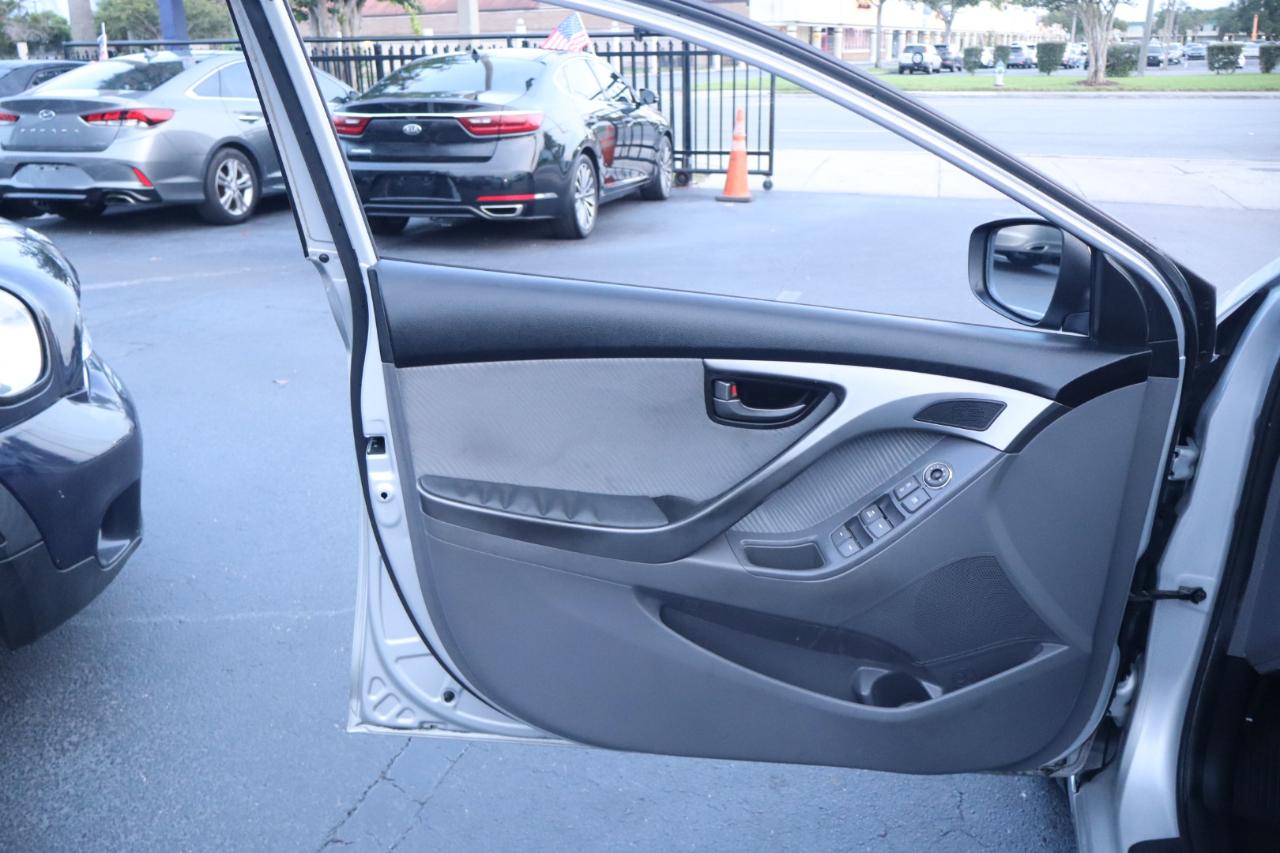 Hyundai Elantra 4dr Sdn Auto GLS (Ulsan Plant) 2013
