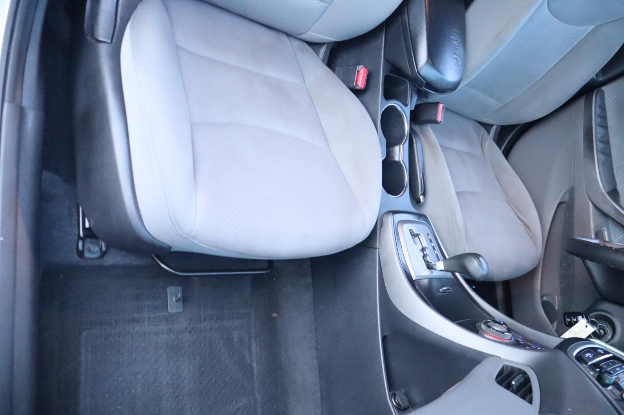 Hyundai Elantra 4dr Sdn Auto GLS (Ulsan Plant) 2013