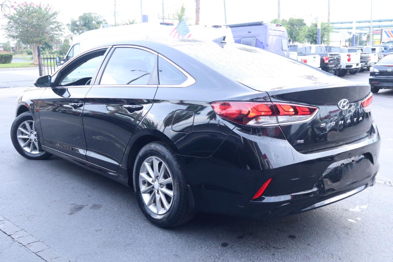 Hyundai Sonata SE 2.4L 2018