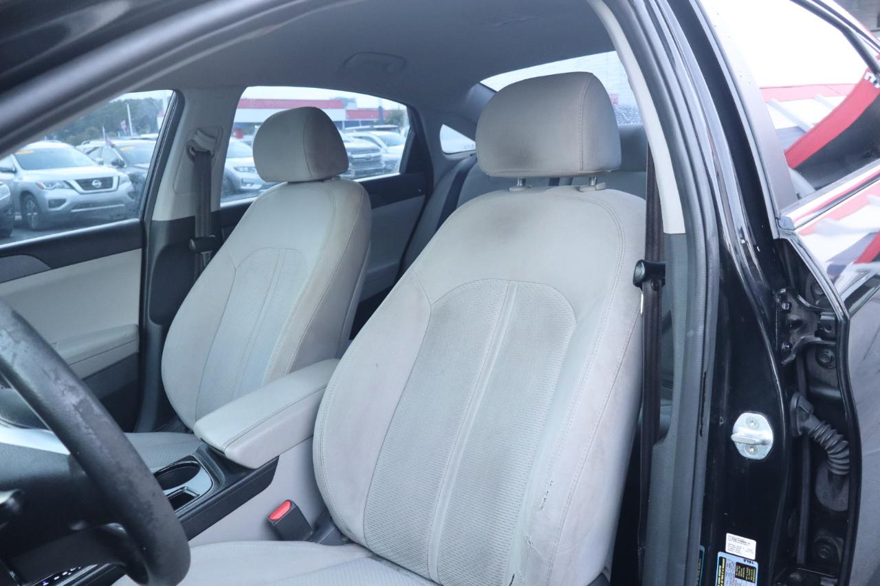 Hyundai Sonata SE 2.4L 2018