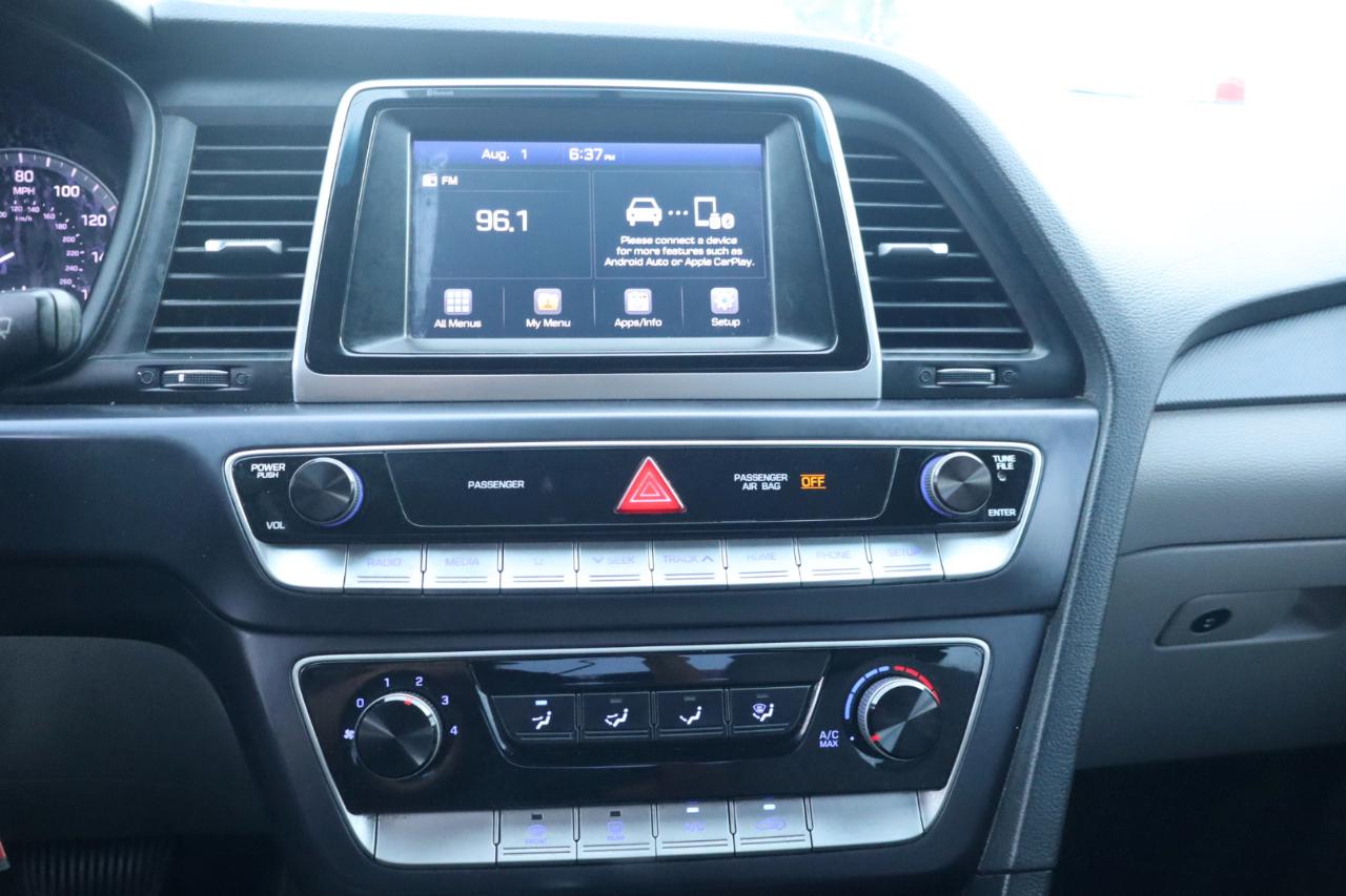 Hyundai Sonata SE 2.4L 2018