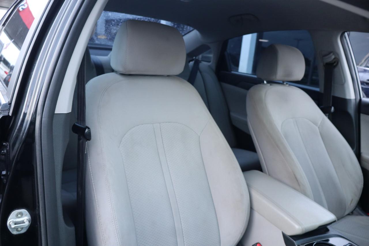 Hyundai Sonata SE 2.4L 2018
