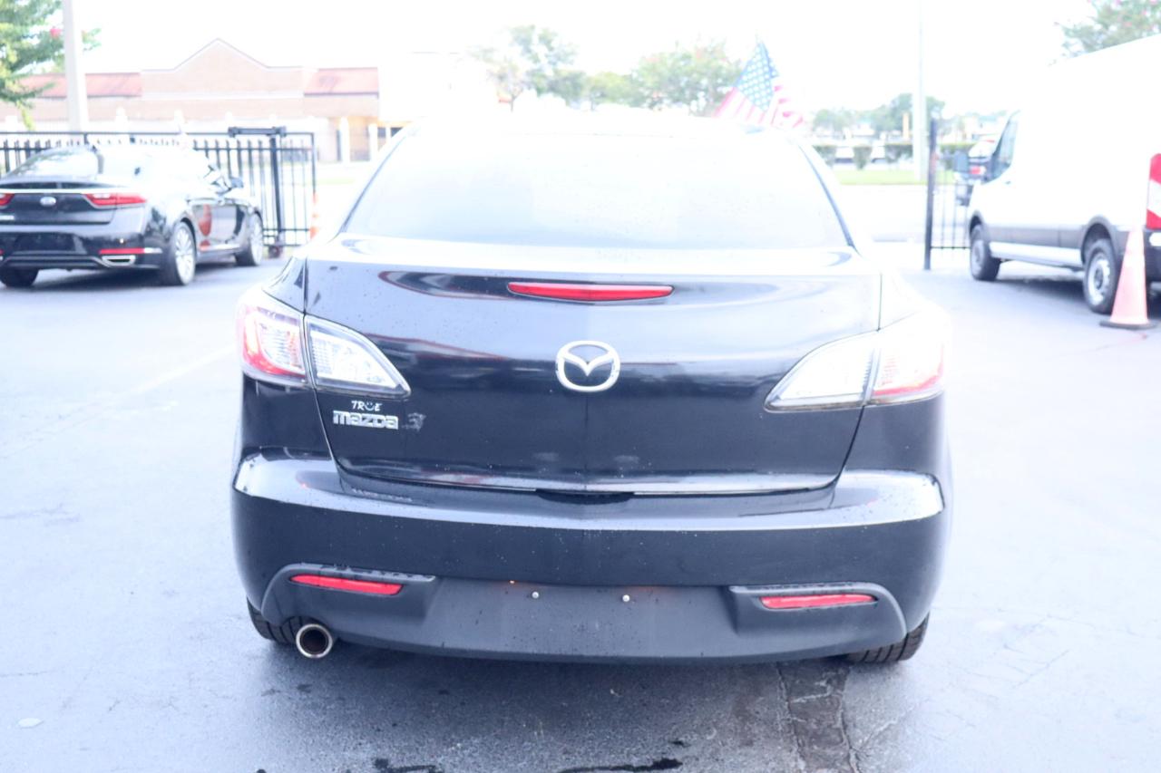 Mazda MAZDA3 4dr Sdn Auto i Touring 2011
