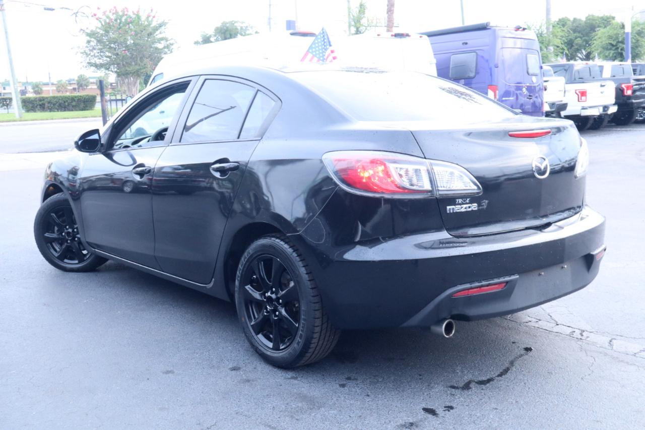 Mazda MAZDA3 4dr Sdn Auto i Touring 2011