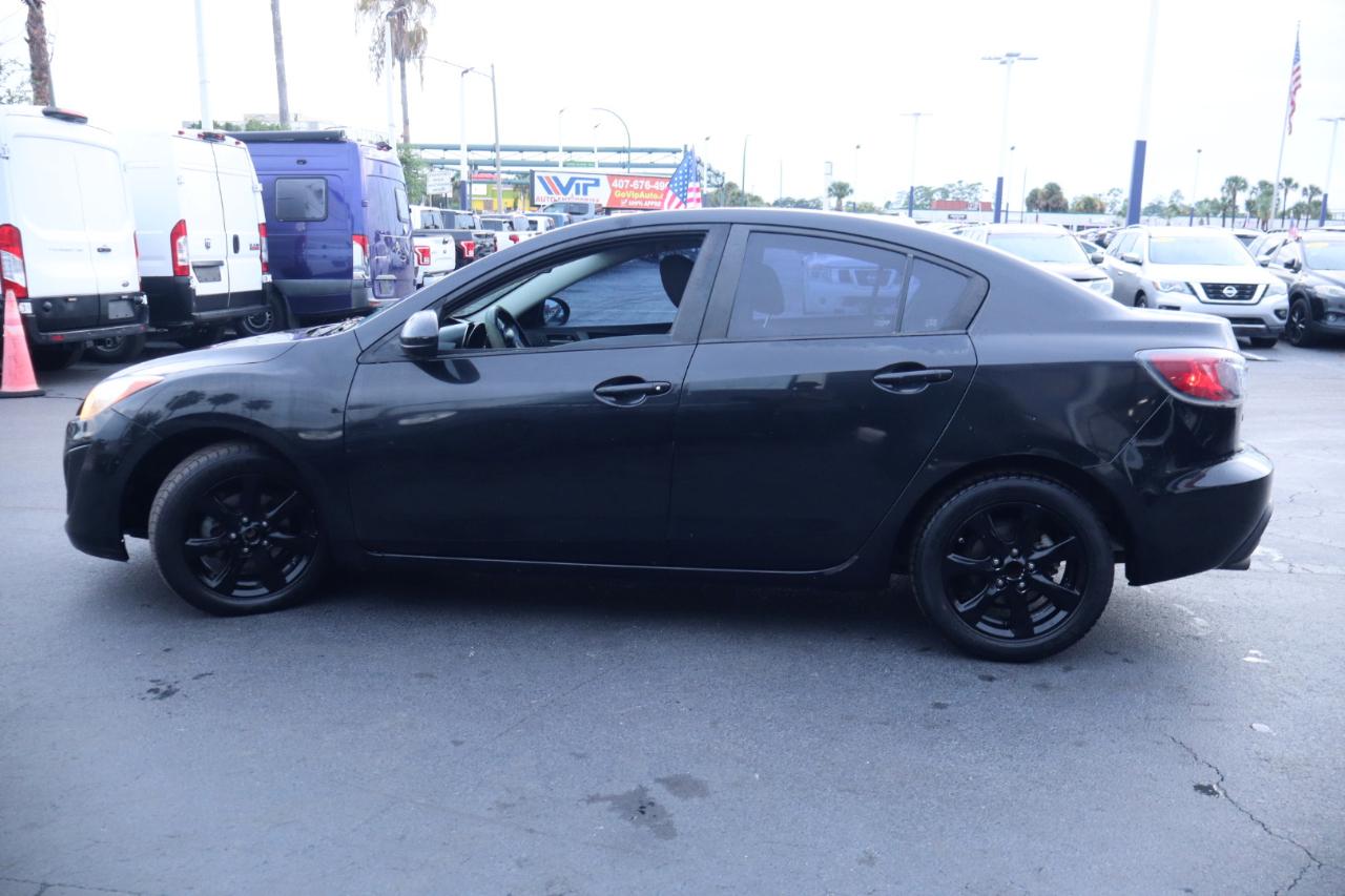 Mazda MAZDA3 4dr Sdn Auto i Touring 2011