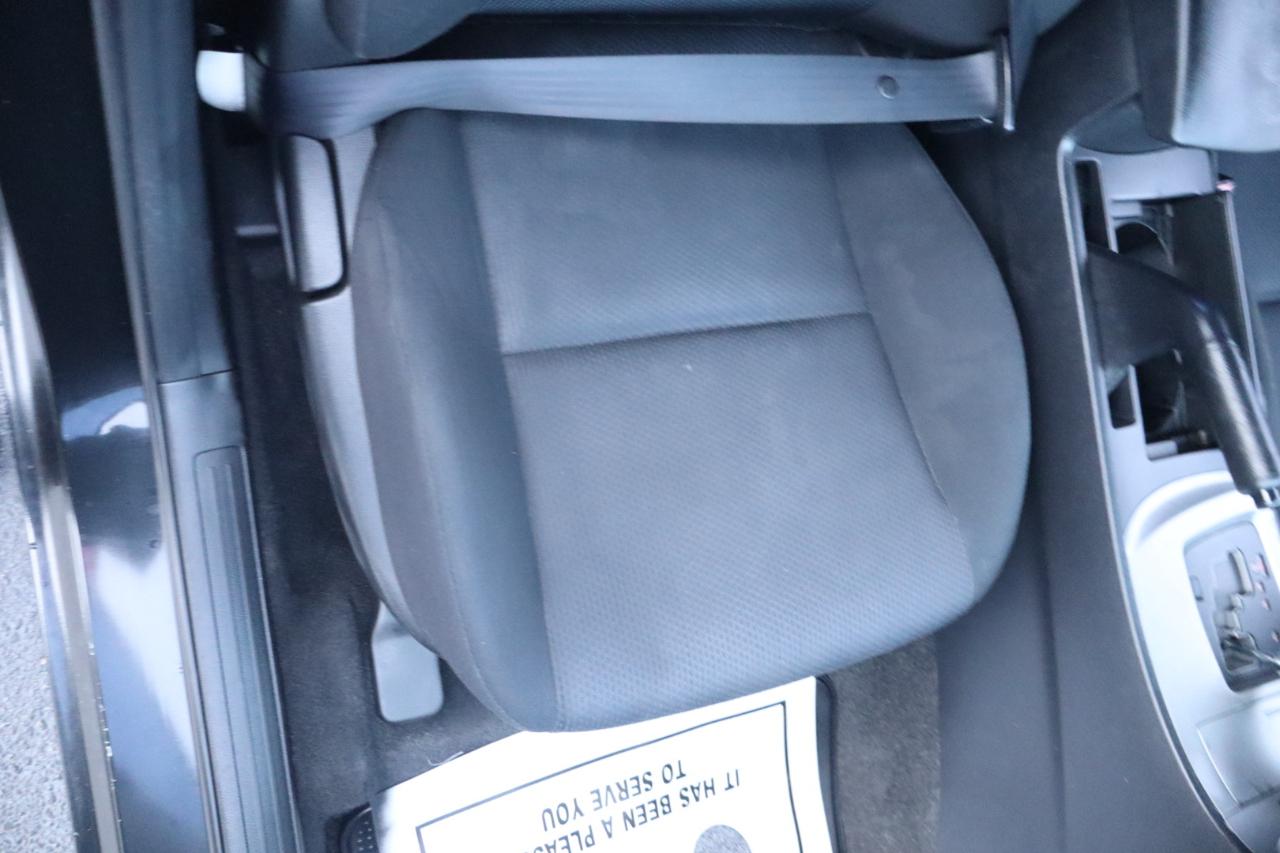 Mazda MAZDA3 4dr Sdn Auto i Touring 2011