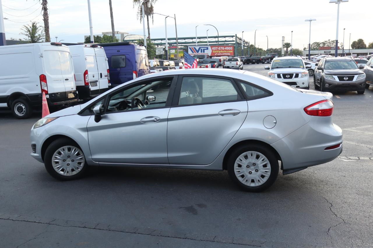 Ford Fiesta 4dr Sdn S 2016