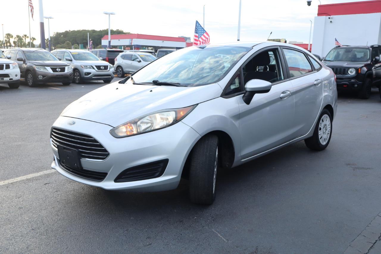 Ford Fiesta 4dr Sdn S 2016