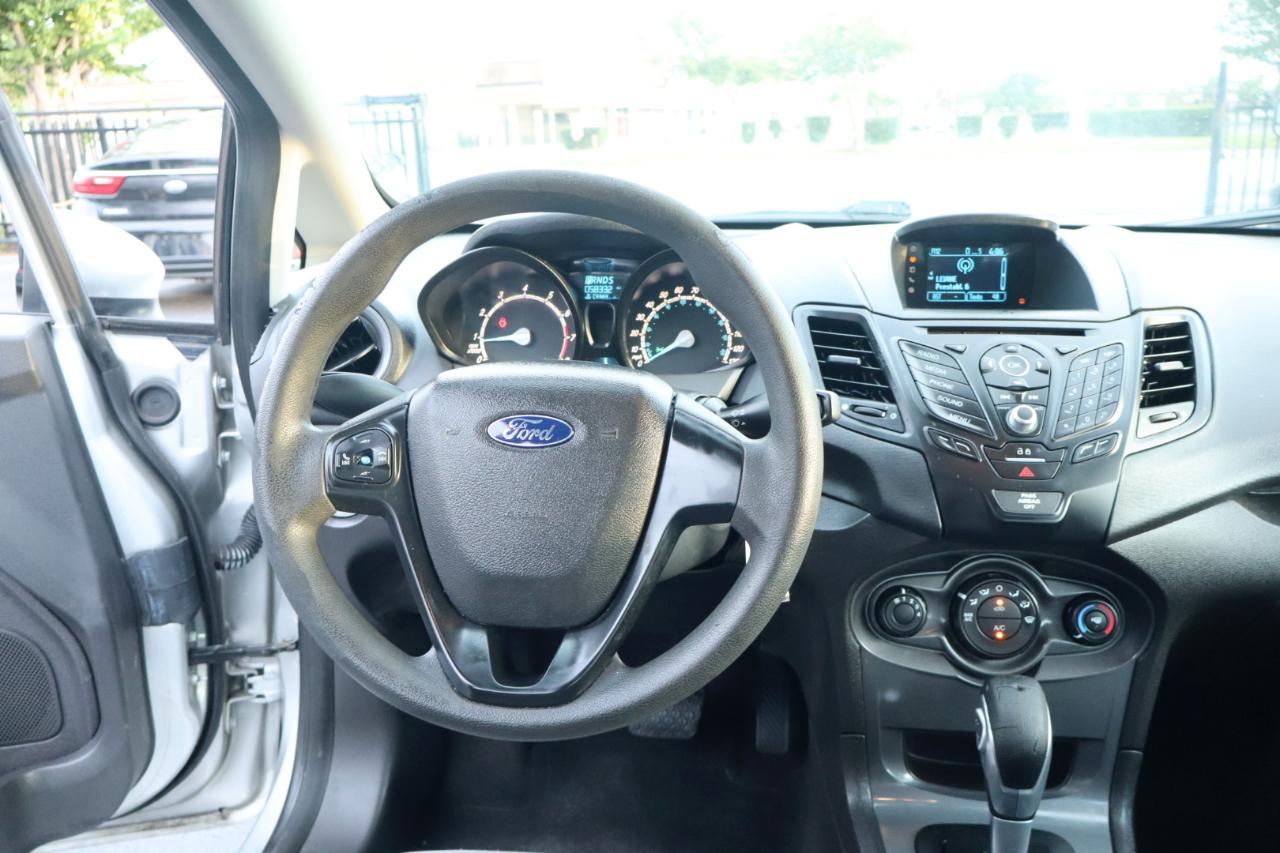 Ford Fiesta 4dr Sdn S 2016