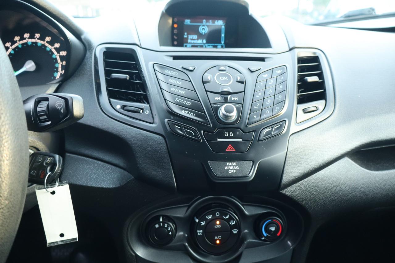 Ford Fiesta 4dr Sdn S 2016
