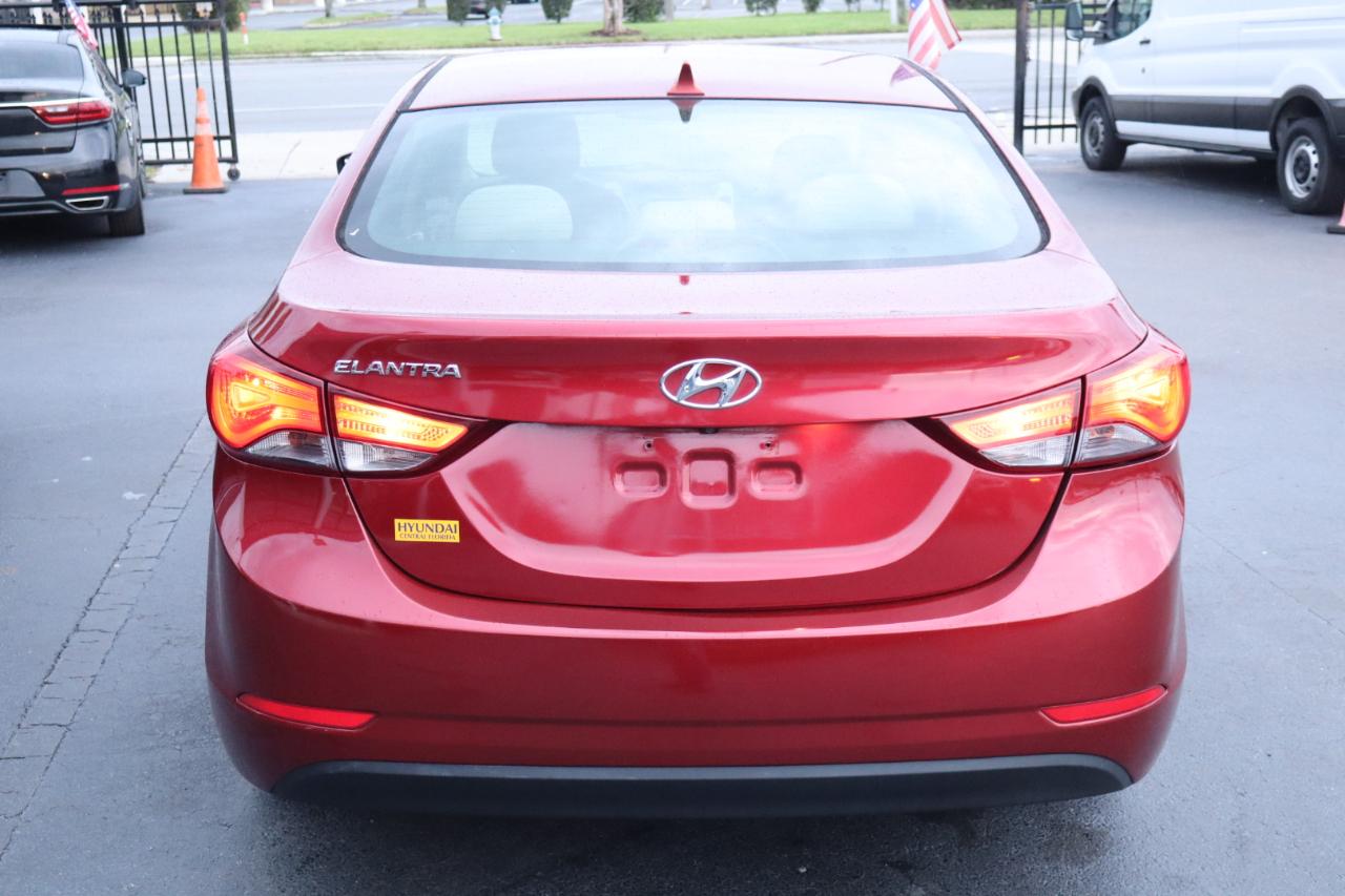 Hyundai Elantra 4dr Sdn Auto SE (Alabama Plant) 2014