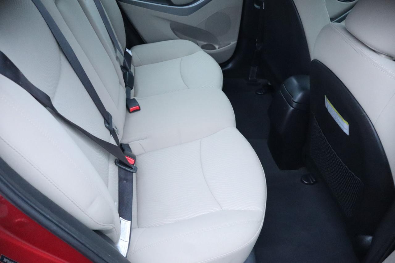 Hyundai Elantra 4dr Sdn Auto SE (Alabama Plant) 2014