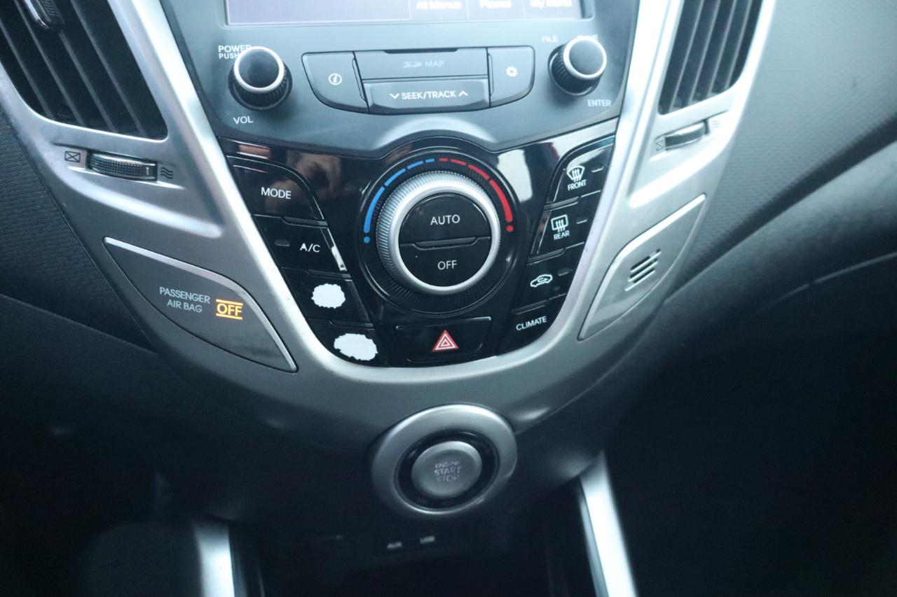 Hyundai Veloster 3dr Cpe Auto 2016