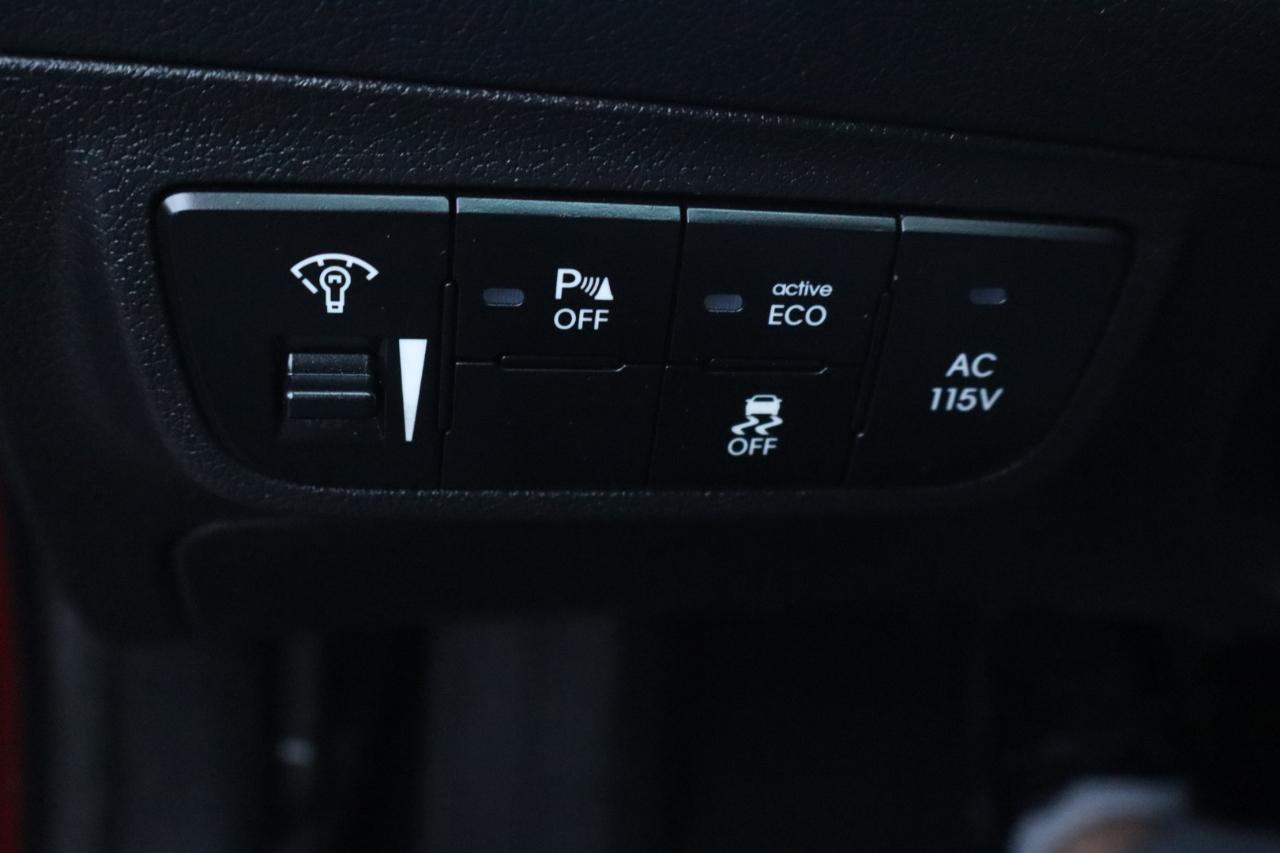 Hyundai Veloster 3dr Cpe Auto 2016