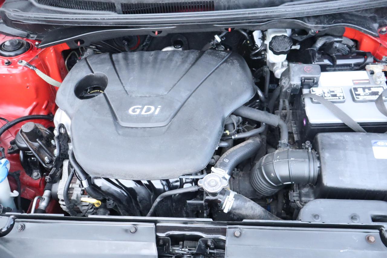 Hyundai Veloster 3dr Cpe Auto 2016