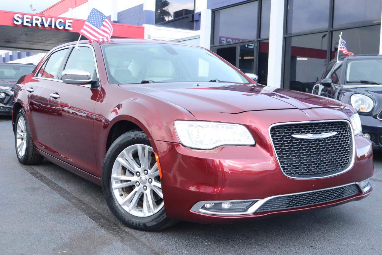 Chrysler 300 4dr Sdn 300C SRT8 2016