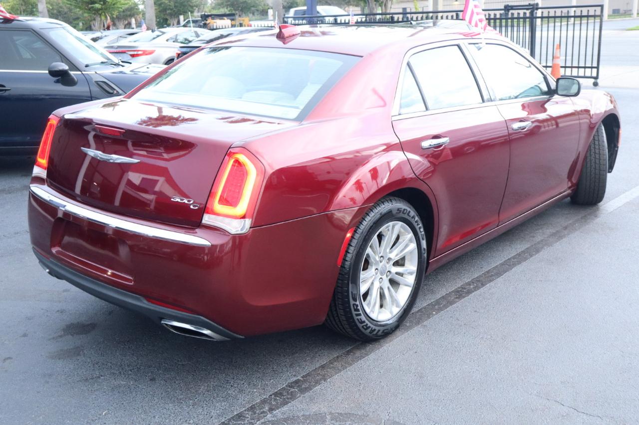 Chrysler 300 4dr Sdn 300C SRT8 2016
