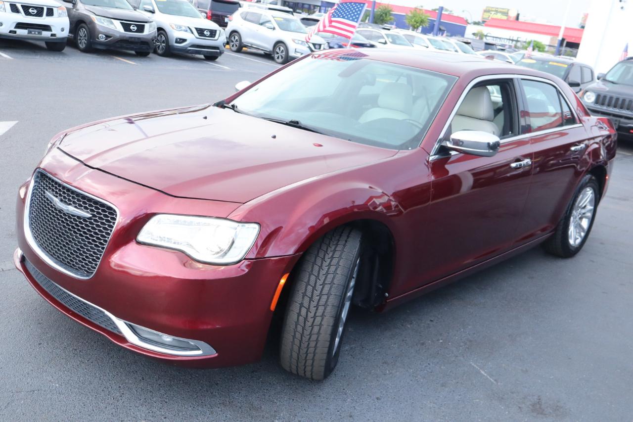 Chrysler 300 4dr Sdn 300C SRT8 2016