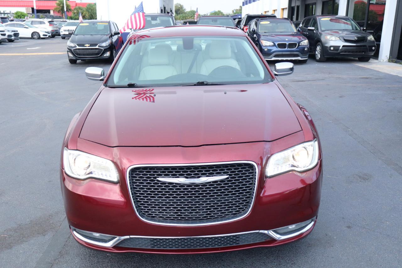 Chrysler 300 4dr Sdn 300C SRT8 2016