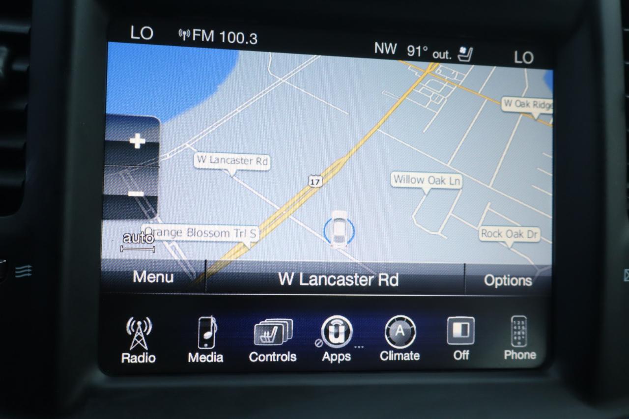 Chrysler 300 4dr Sdn 300C SRT8 2016