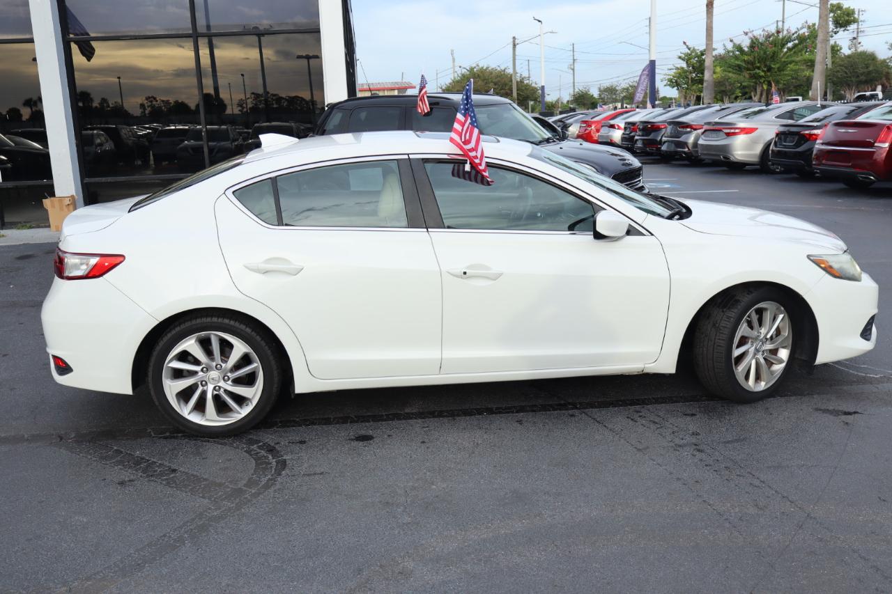 Acura ILX 4dr Sdn w/Technology Plus Pkg 2016