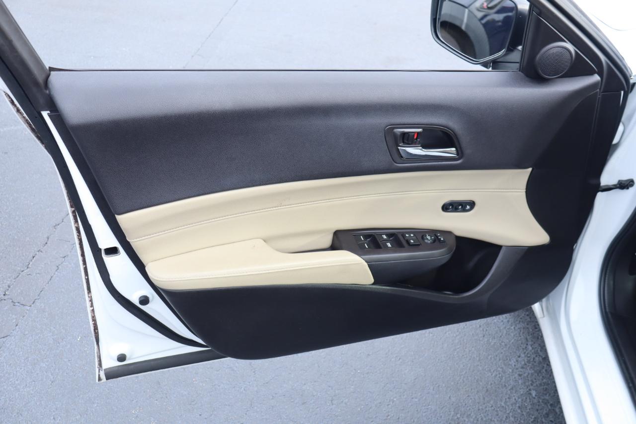 Acura ILX 4dr Sdn w/Technology Plus Pkg 2016