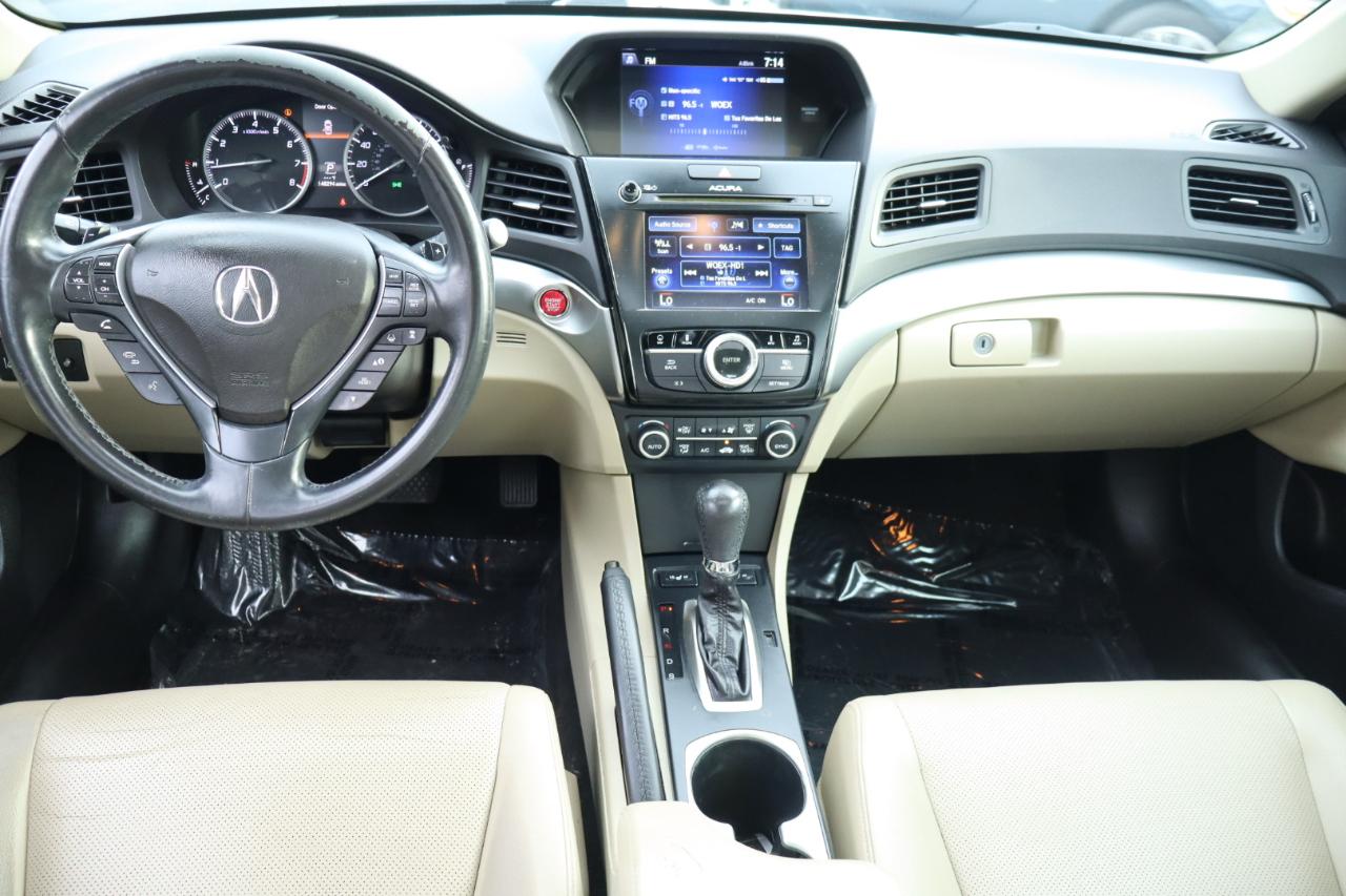 Acura ILX 4dr Sdn w/Technology Plus Pkg 2016