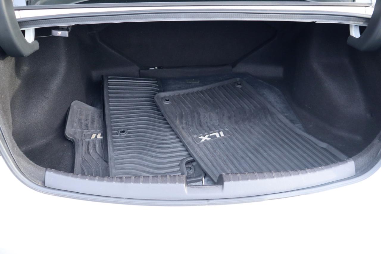 Acura ILX 4dr Sdn w/Technology Plus Pkg 2016