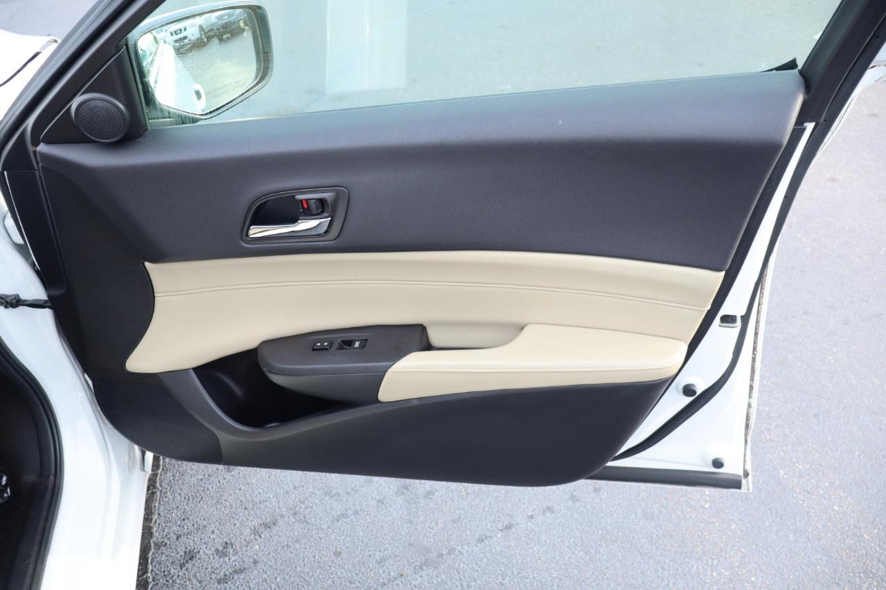 Acura ILX 4dr Sdn w/Technology Plus Pkg 2016