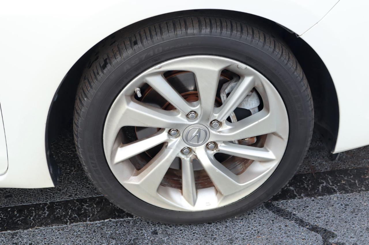 Acura ILX 4dr Sdn w/Technology Plus Pkg 2016