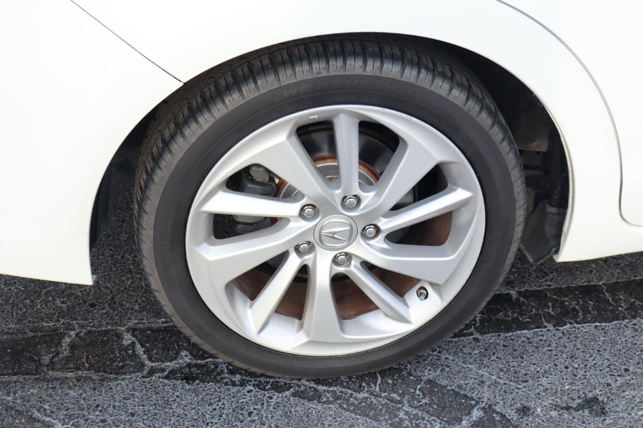 Acura ILX 4dr Sdn w/Technology Plus Pkg 2016