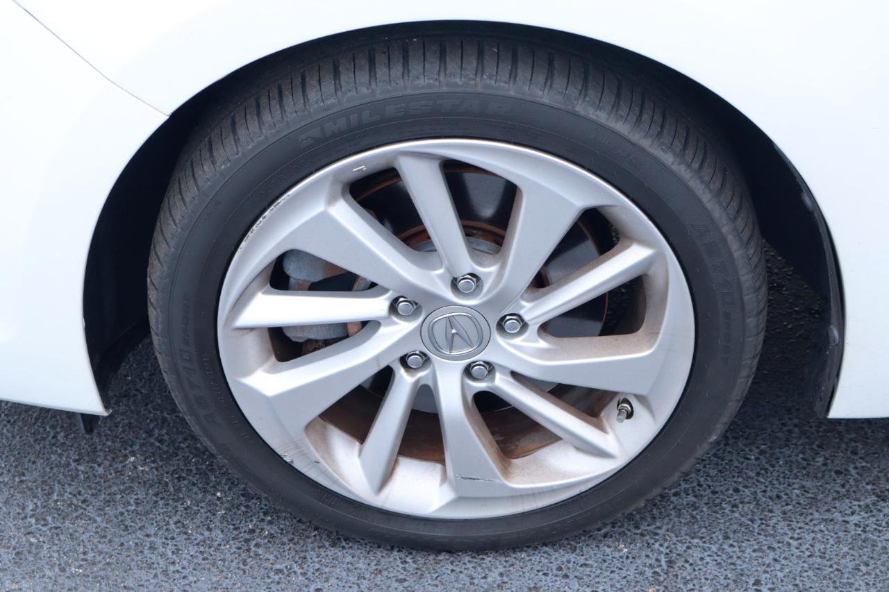 Acura ILX 4dr Sdn w/Technology Plus Pkg 2016