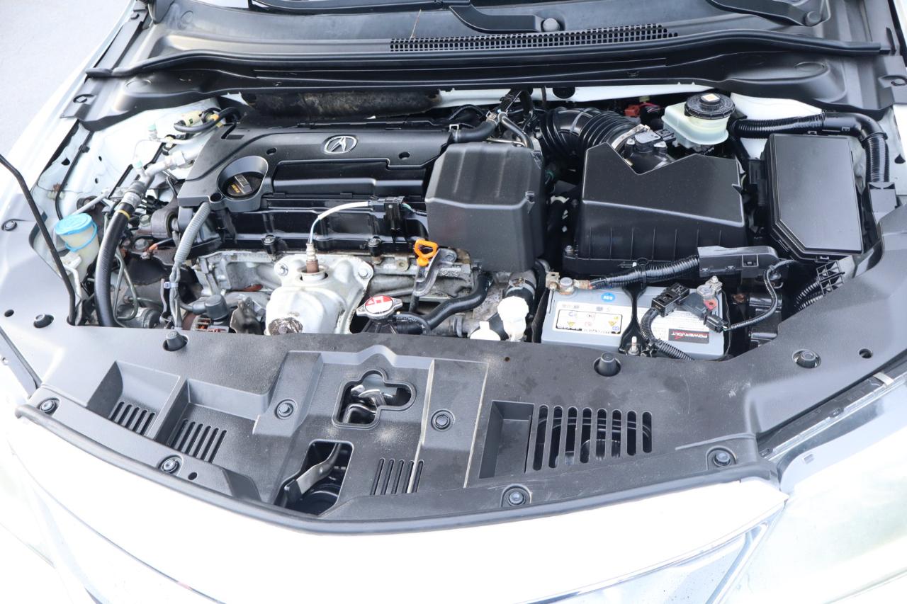 Acura ILX 4dr Sdn w/Technology Plus Pkg 2016