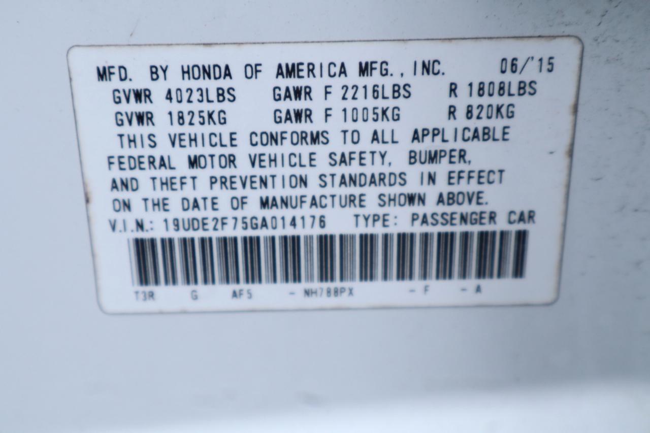 Acura ILX 4dr Sdn w/Technology Plus Pkg 2016