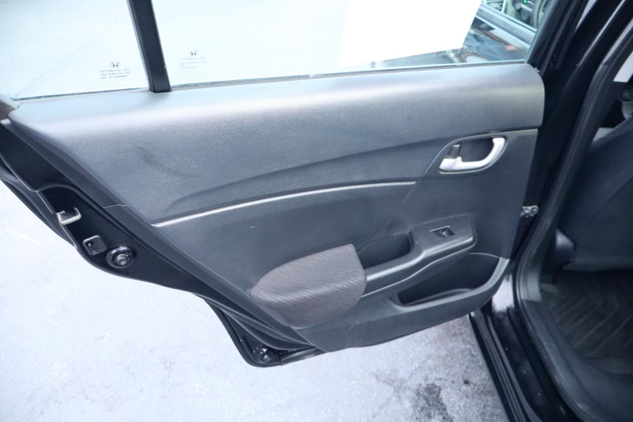 Honda Civic Sdn 4dr Auto LX 2013
