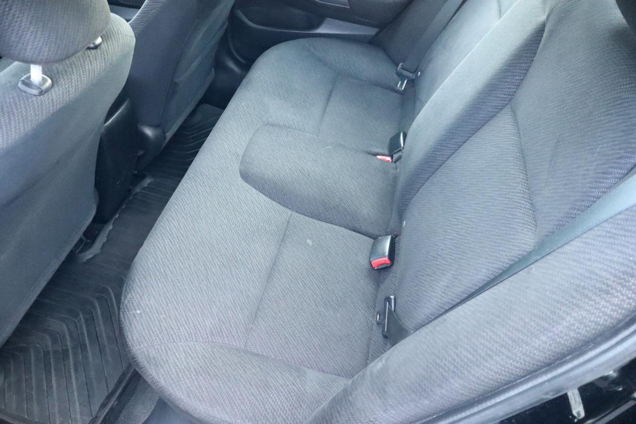 Honda Civic Sdn 4dr Auto LX 2013