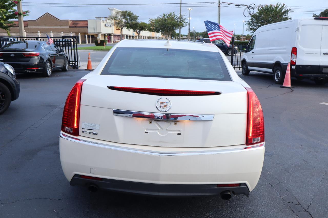 Cadillac CTS Sedan 4dr Sdn 3.0L Luxury RWD 2010