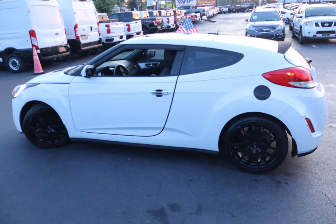 Hyundai Veloster 3dr Cpe Auto 2016