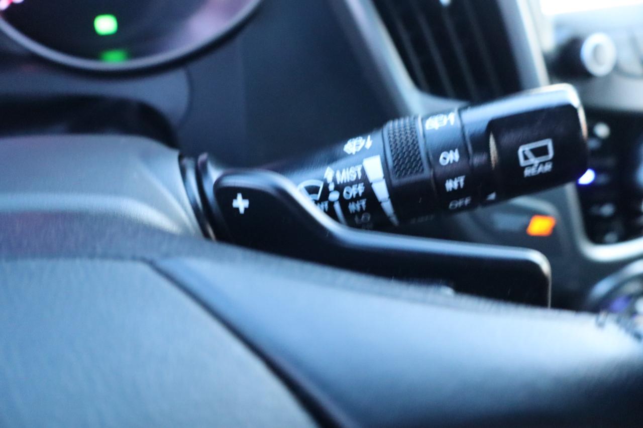 Hyundai Veloster 3dr Cpe Auto 2016