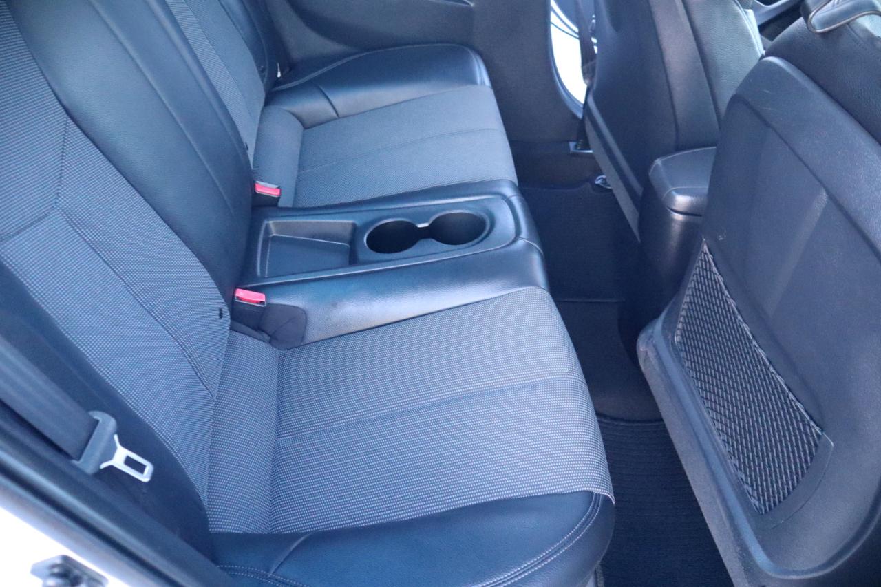 Hyundai Veloster 3dr Cpe Auto 2016