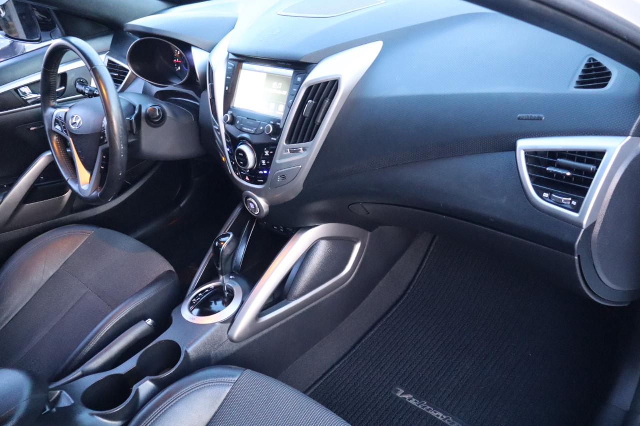 Hyundai Veloster 3dr Cpe Auto 2016