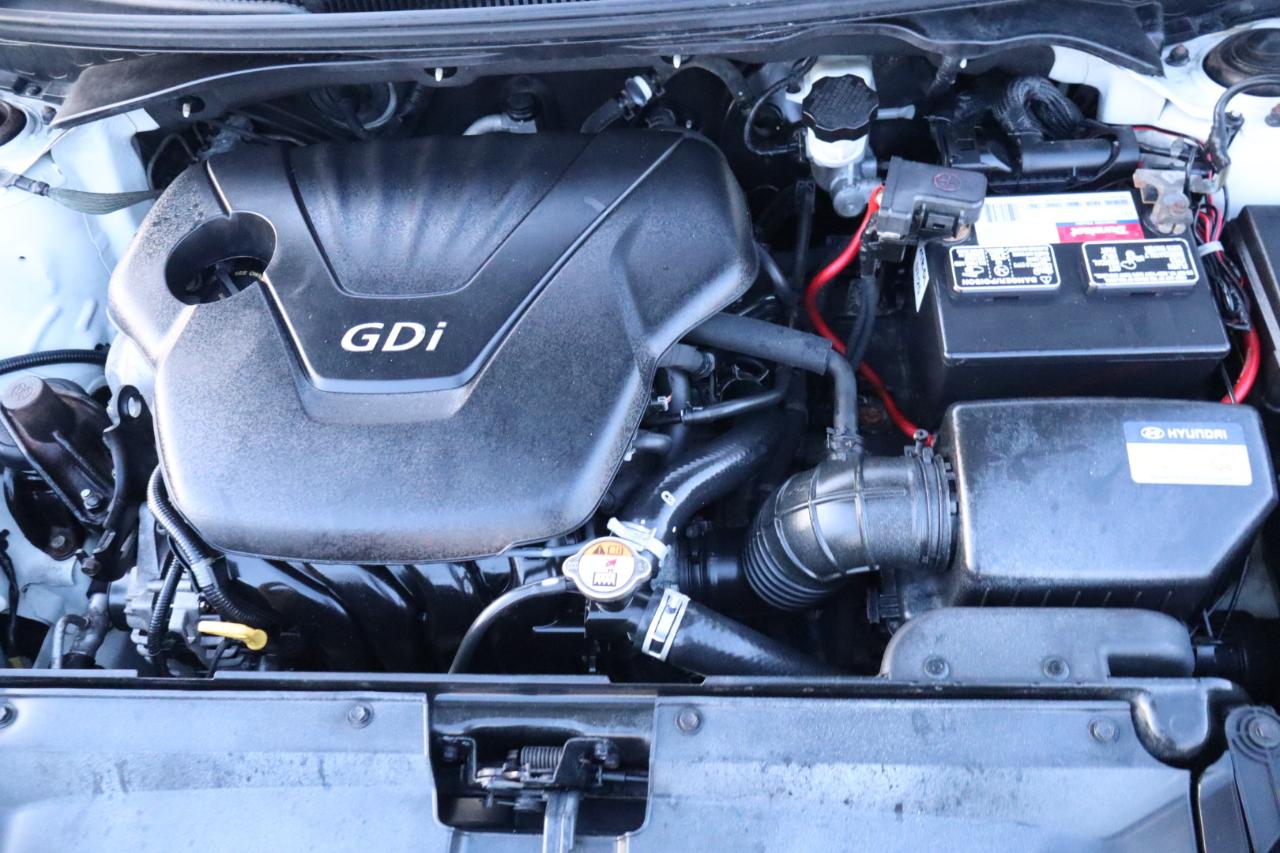 Hyundai Veloster 3dr Cpe Auto 2016