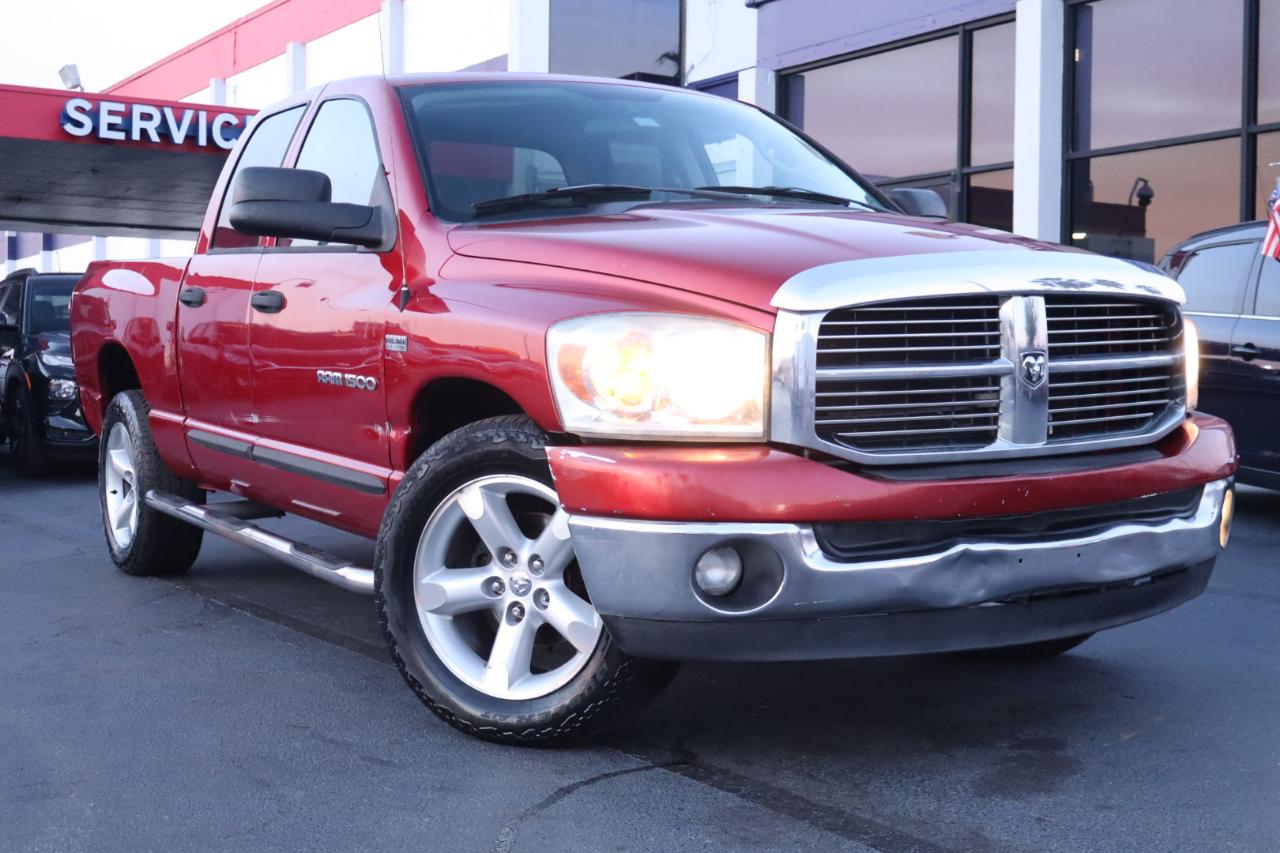 Dodge Ram 1500 2WD Quad Cab 140.5" SLT 2007