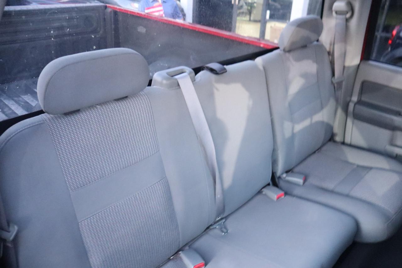 Dodge Ram 1500 2WD Quad Cab 140.5" SLT 2007