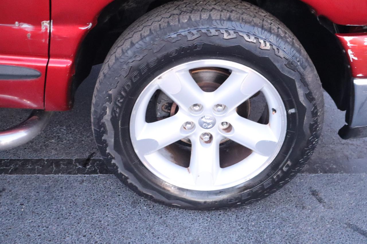 Dodge Ram 1500 2WD Quad Cab 140.5" SLT 2007
