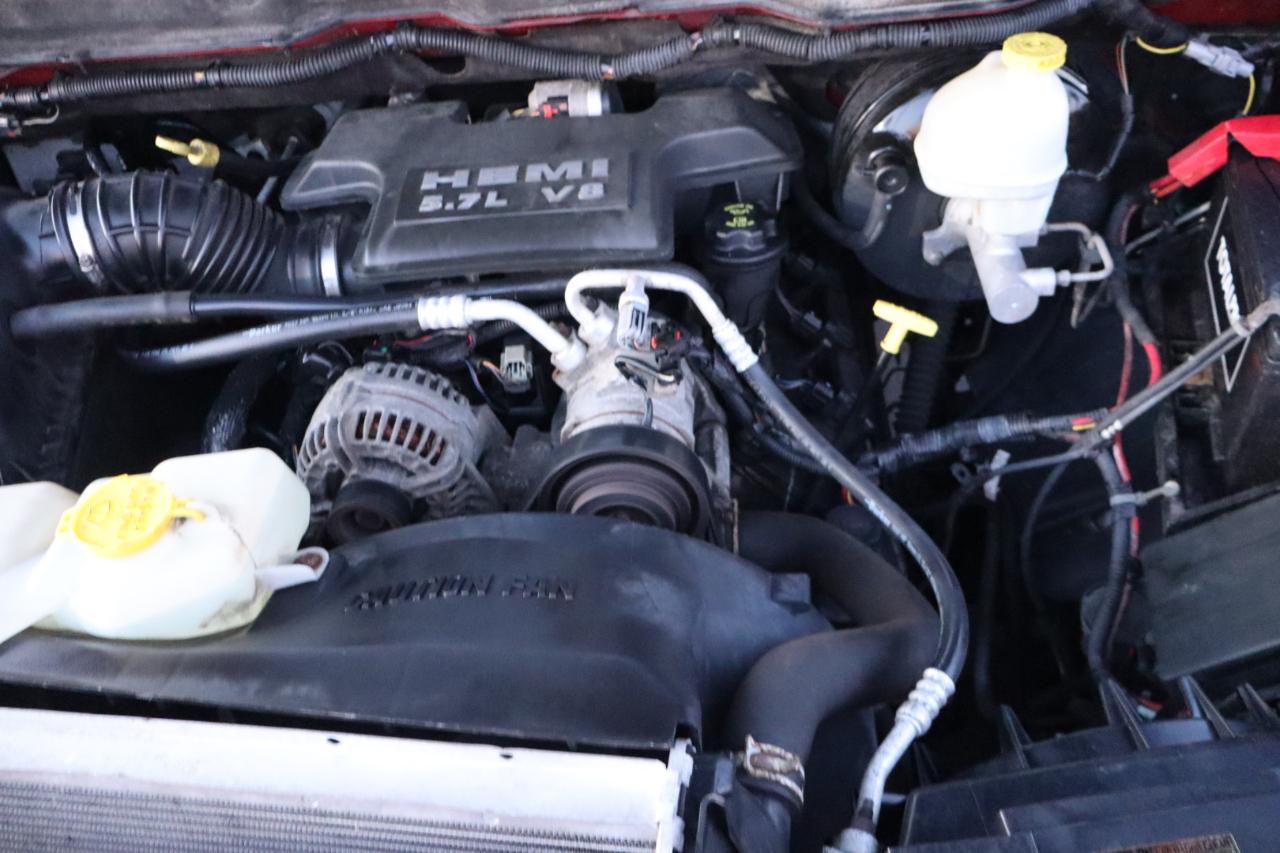 Dodge Ram 1500 2WD Quad Cab 140.5" SLT 2007