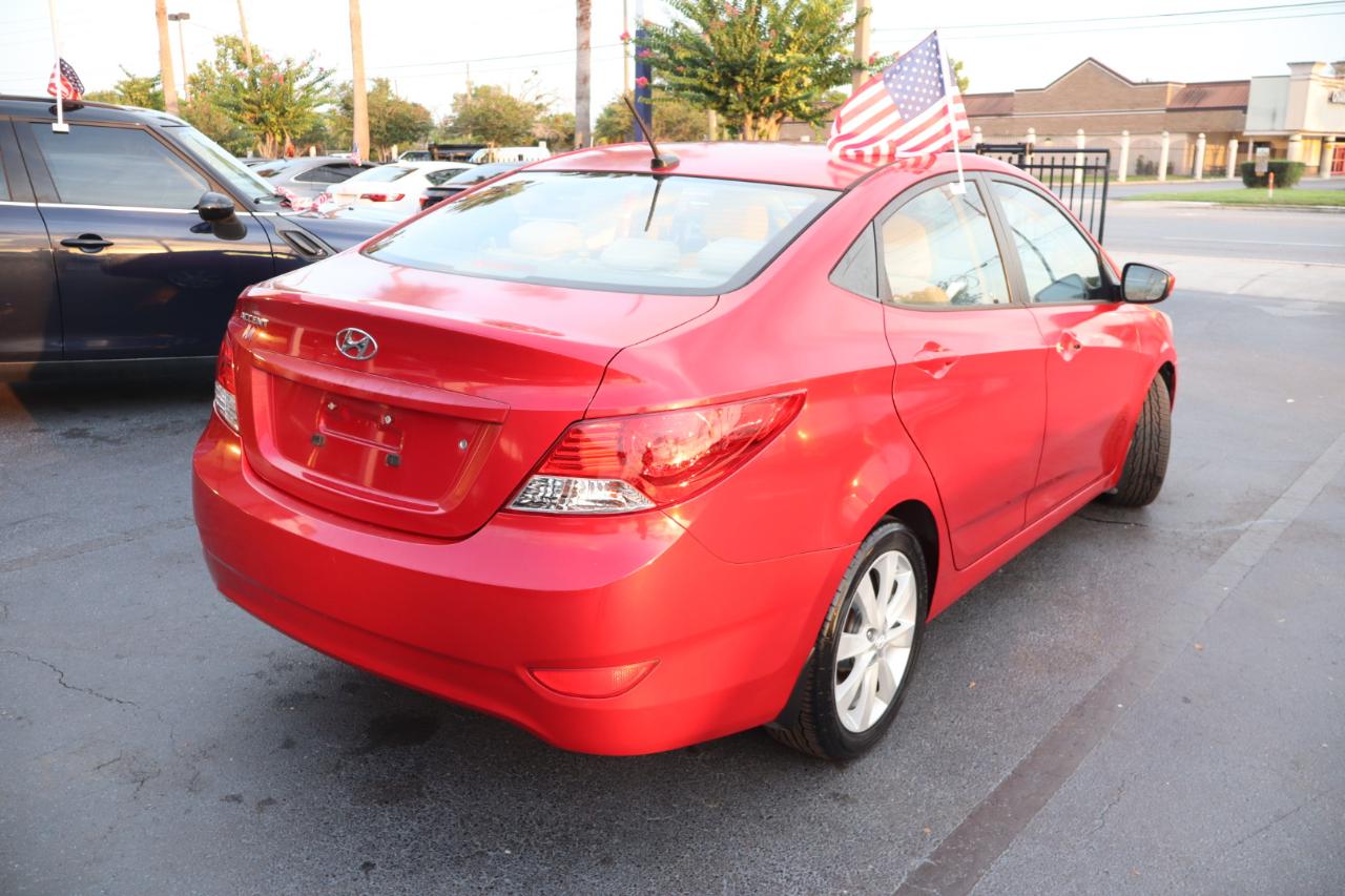 Hyundai Accent 4dr Sdn Auto GLS 2013
