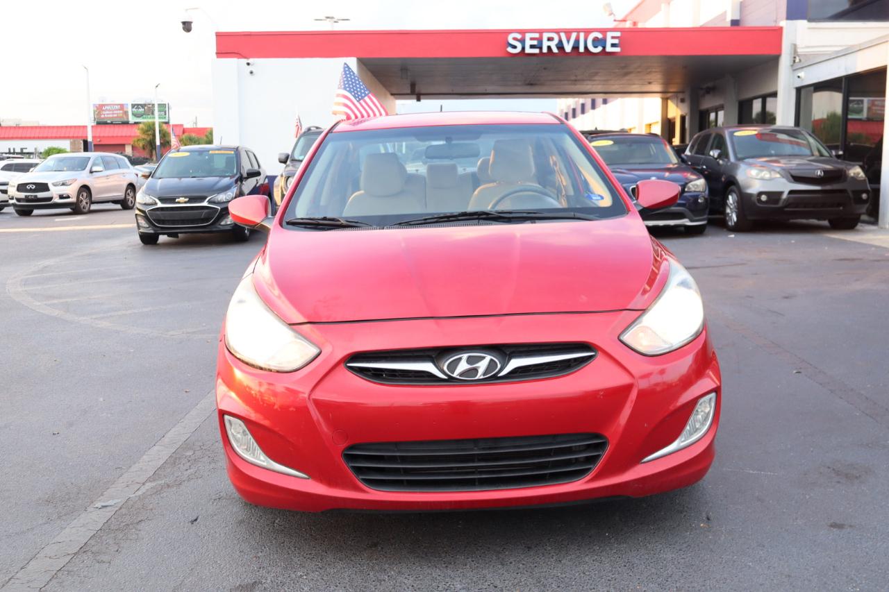 Hyundai Accent 4dr Sdn Auto GLS 2013