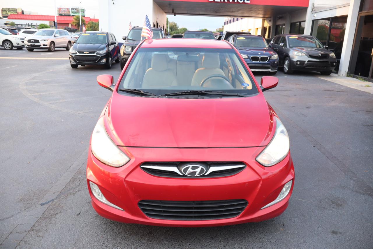 Hyundai Accent 4dr Sdn Auto GLS 2013